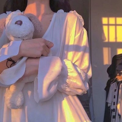 尤莉亚老师的红线